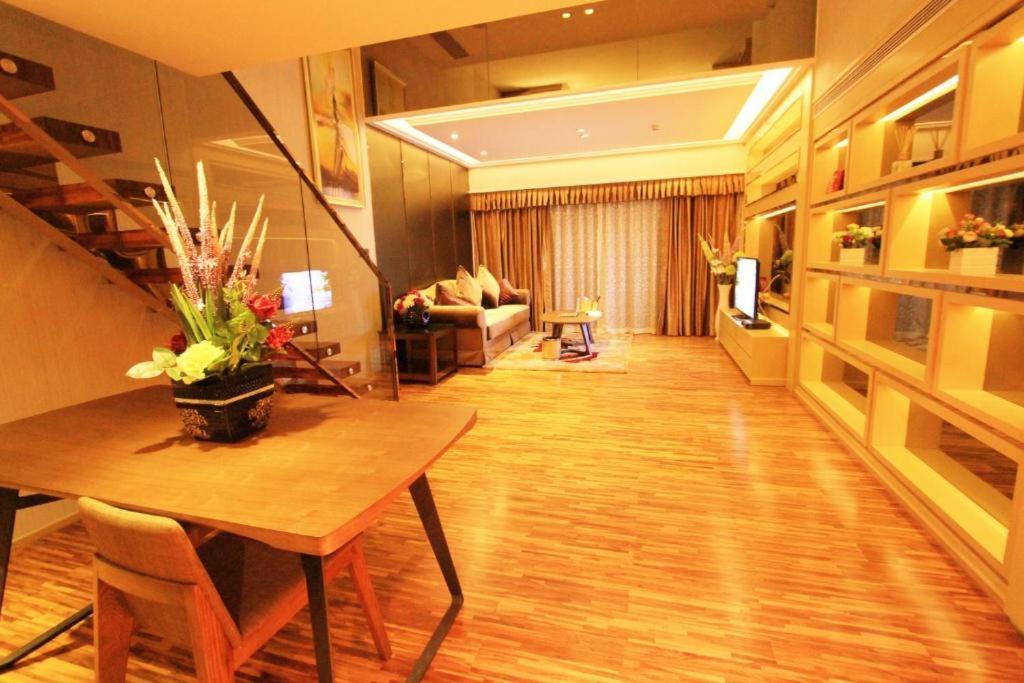 Guangzhou City Inn Apartment - Poly D Plaza Branch Bagian luar foto